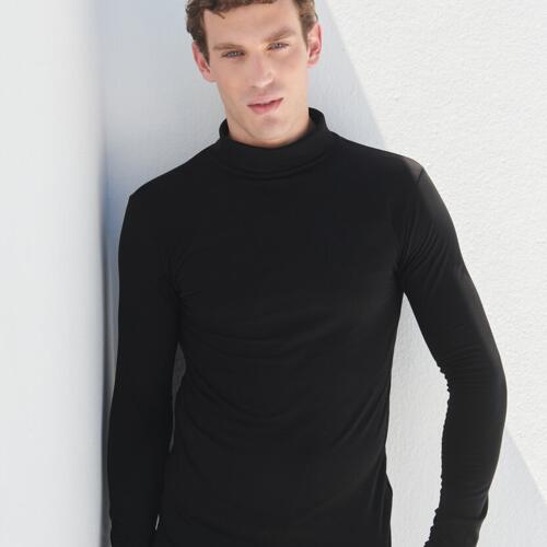 Feel good roll neck top Thumbnail